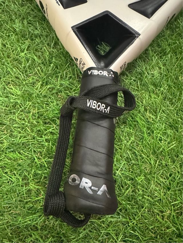 VIBORA YARARA XTREME FIBER BLACK 2025