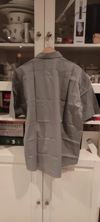 Camisa de hombre gris