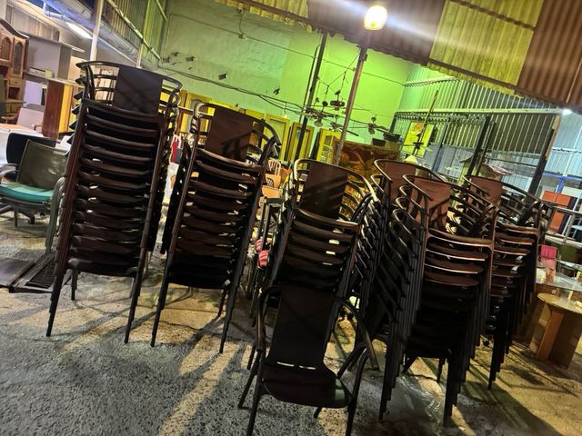 70 Sedie in Plastica Resistente