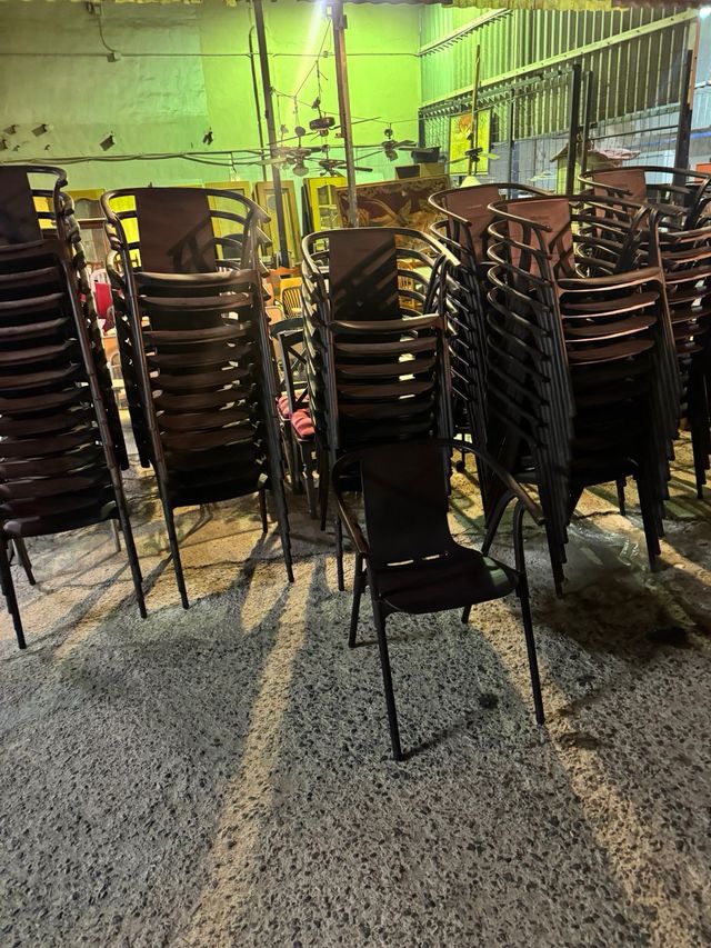 70 Sedie in Plastica Resistente