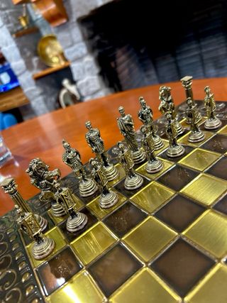 Juego de Ajedrez Metálico Estilo Clásico