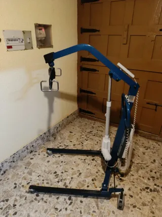 Grúa Elevadora + Arnés Personas Movilidad Reducida