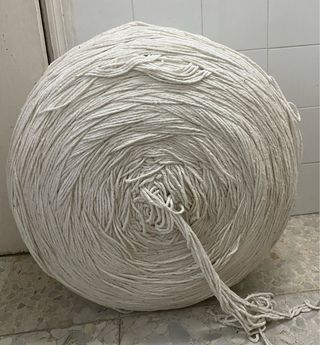 bobina de hilo de más de 100mts