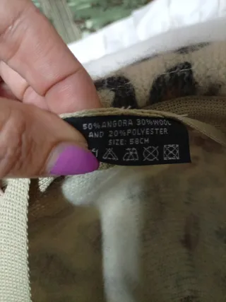 Cappello vintage in lana maculato