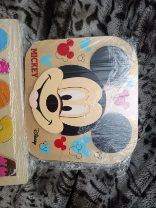 2 Puzzles Madera Números y Mickey Mouse