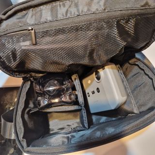 Drone con mando negro