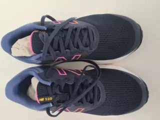 Zapatillas New Balance-W520HE7 Mujer Talla 40