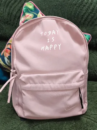 Mochila rosa con frase Today is Happy