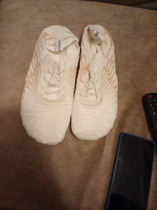 Scarpe da scoglio bianche con lacci