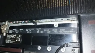 2 Televisores Loewe y 1 Sony Negros