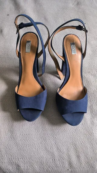 Zapatos de tacón azul para mujer