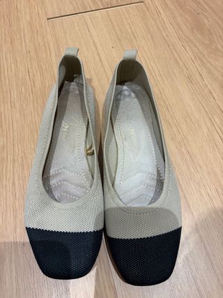 bailarinas de tela planos beige y negro