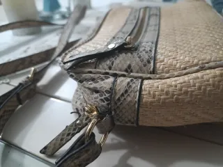 Bolso bandolera El Corte Inglés piel serpiente