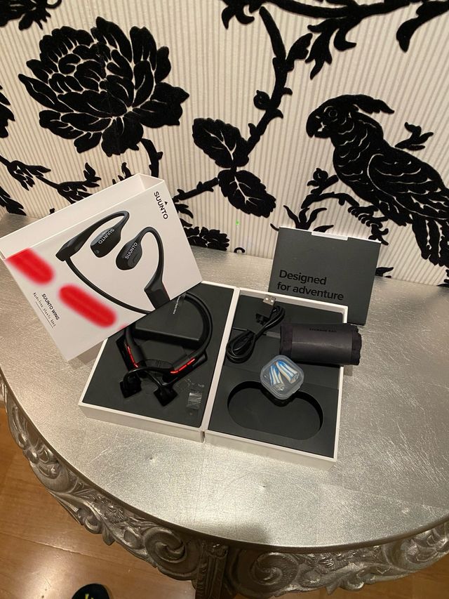 Auriculares Suunto Wing Negros