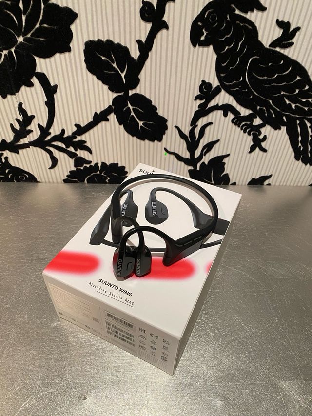 Auriculares Suunto Wing Negros