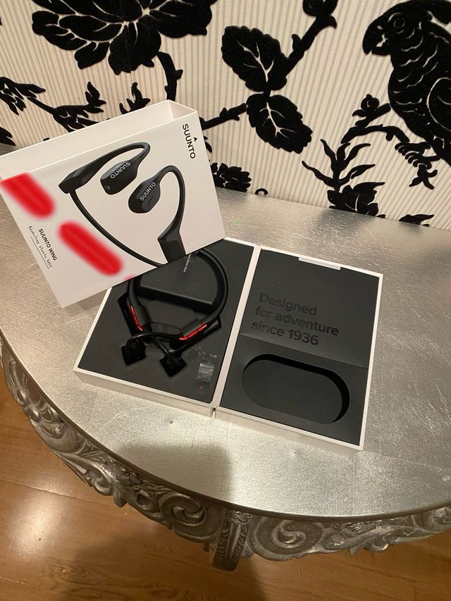 Auriculares Suunto Wing Negros