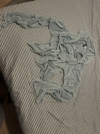 Blusa transparente gasa manga acampanada