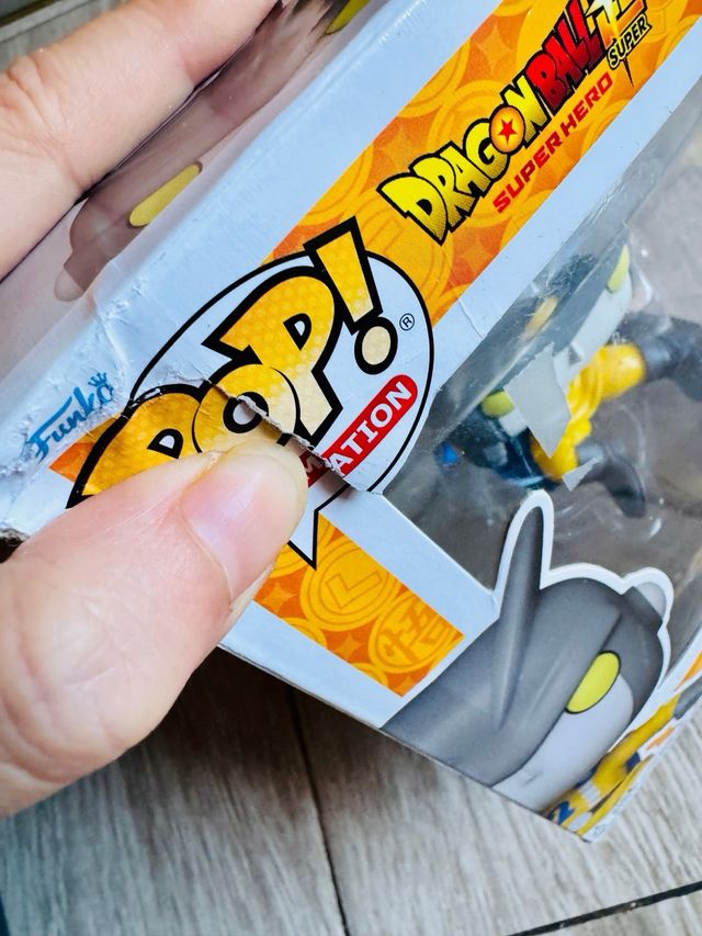 NUEVO! Funko Pop Gamma 2 Dragon Ball, scatola in cattivo stato