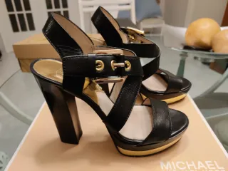 Zapatos Michael Kors Fiesta Negro y Dorado