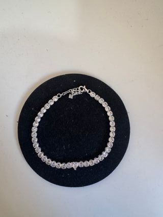 Pulsera plateada con corazon y brillantes plata