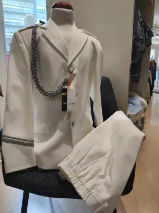 Traje Almirante Comunión en Crudo, detalles gris