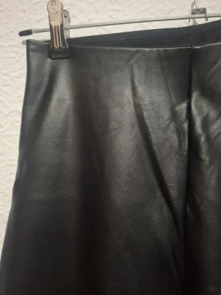 Mallas imitación cuero negras tezenis