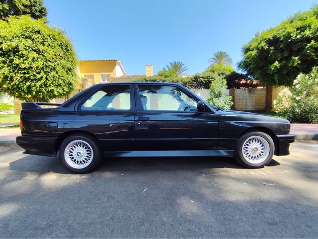 BMW M3 E30 1987