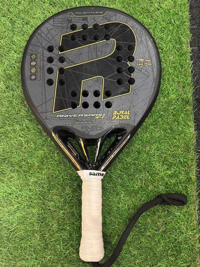 La pala Royal Padel 34 Aniversario 2024