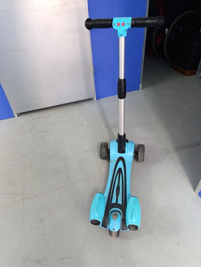 Patinete 3 ruedas azul