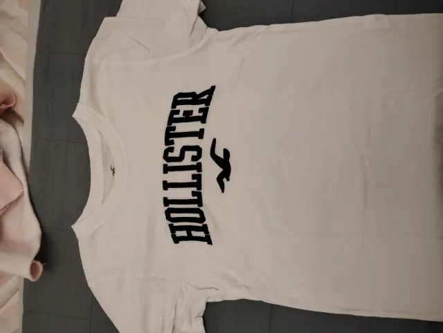 Camiseta y sudadera Hollister Talla XS
