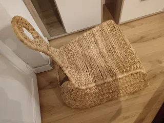 Dondola in vimini beige e marrone