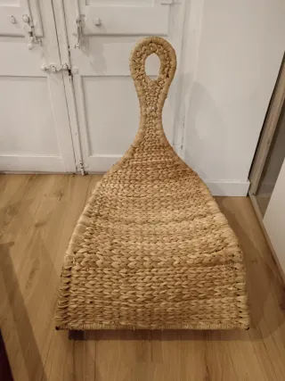 Dondola in vimini beige e marrone