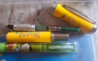 Set di penne e stilografiche antiche