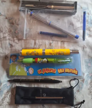 Set di penne e stilografiche antiche