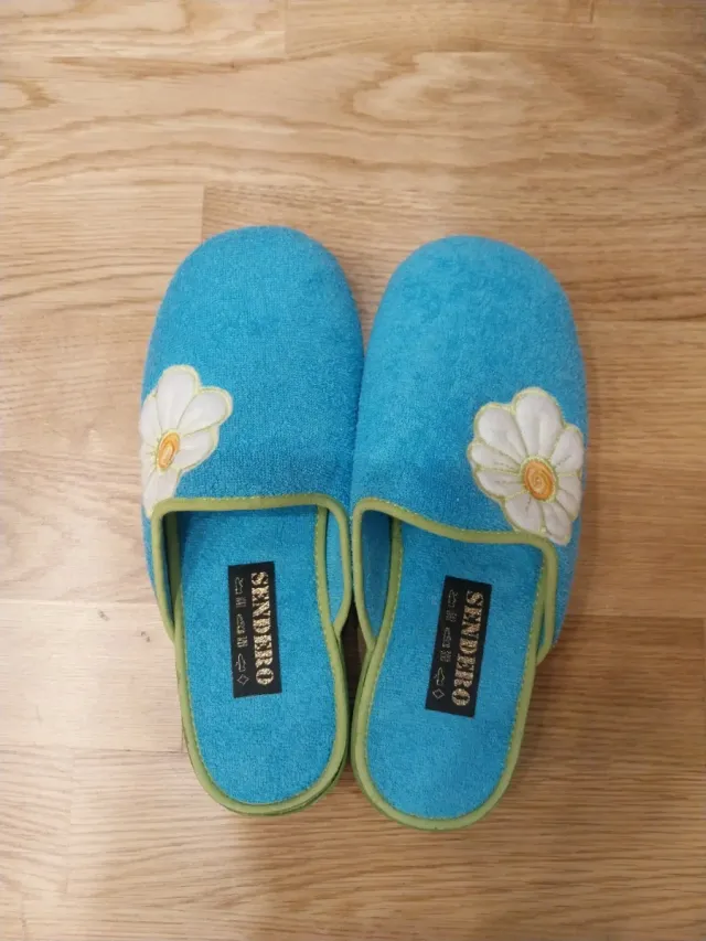 Zapatillas de casa Sendero flor azul