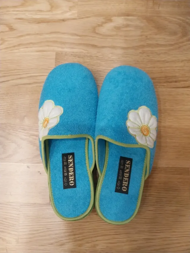 Zapatillas de casa Sendero flor azul