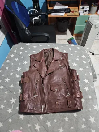 Chaleco de cuero marrón motero nueva