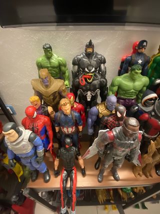 COLLEZIONE 51 PERSONAGGI MARVEL AVENGERS TITAN DC