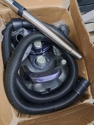 Aspirador Taurus Megane 2200 Advance