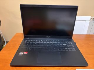 Portátil MSI Modern 15 Negro/Plata