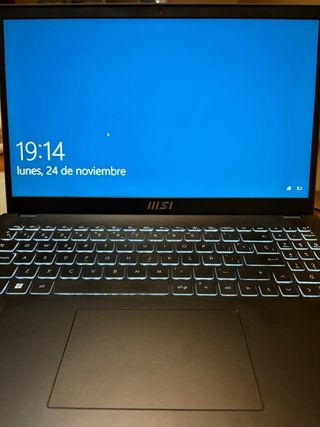 Portátil MSI Modern 15 Negro/Plata