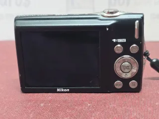 Cámara Nikon Coolpix S5300 Naranja sin cargador