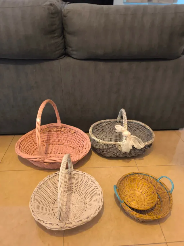 Lote 4 cestas mimbre
