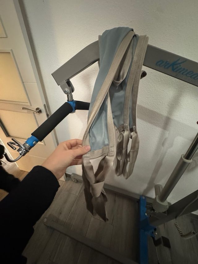 Grúa para personas dependientes Arkimed135 + motor