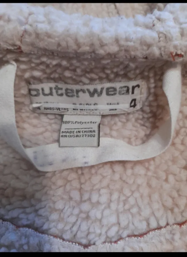 Trenca niña forrada borreguito Zara