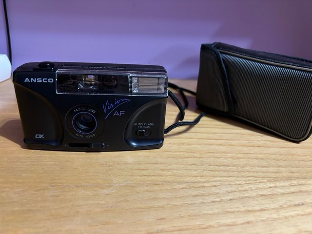 Fotocamera analogica Ansco Vision AF nera