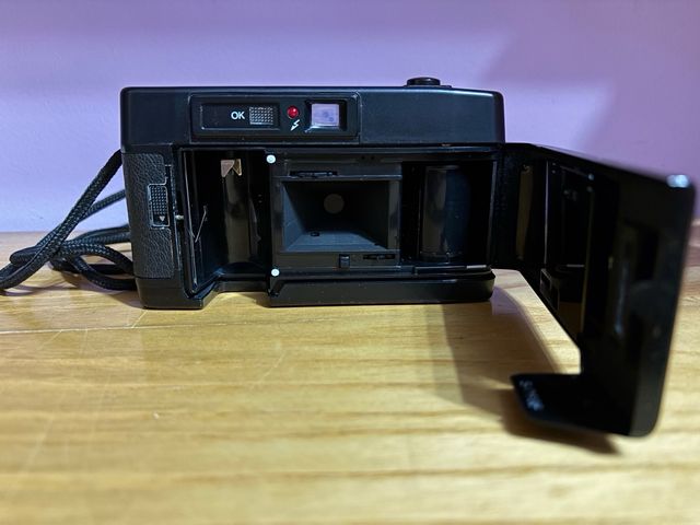 Fotocamera analogica Ansco Vision AF nera