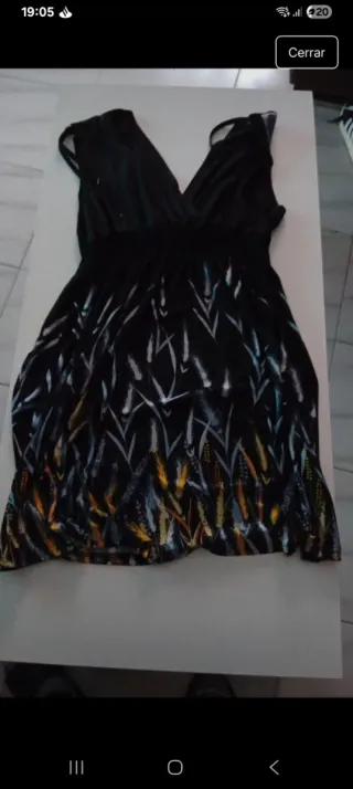 Vestido negro tirantes estampado flores