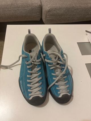 Zapatillas Scarpa Mojito Talla 41.5 Nuevas