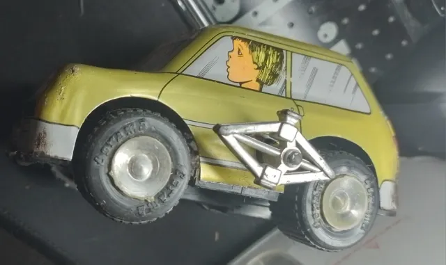 CORAMA RENAULT 5 RALLY Die-cast Vintage Ibi CUERDA